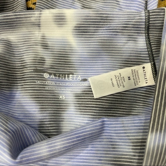 Athleta Cloud Blue and Grey Capri Stripe Side Pocket - Picture 8 of 8